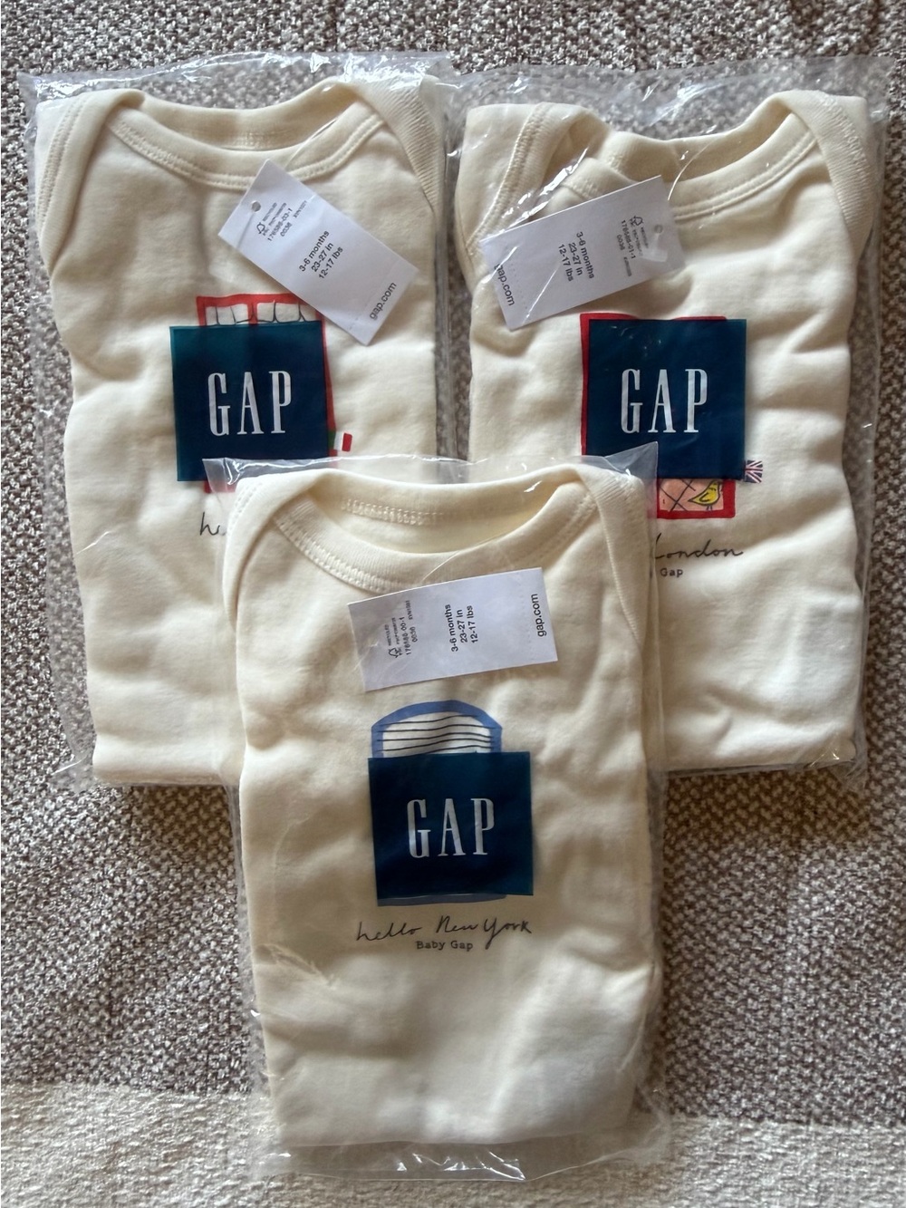 Set 3 Baby GAP Hello City One-Piece Body Suit  Italy New York Paris 3-6 months